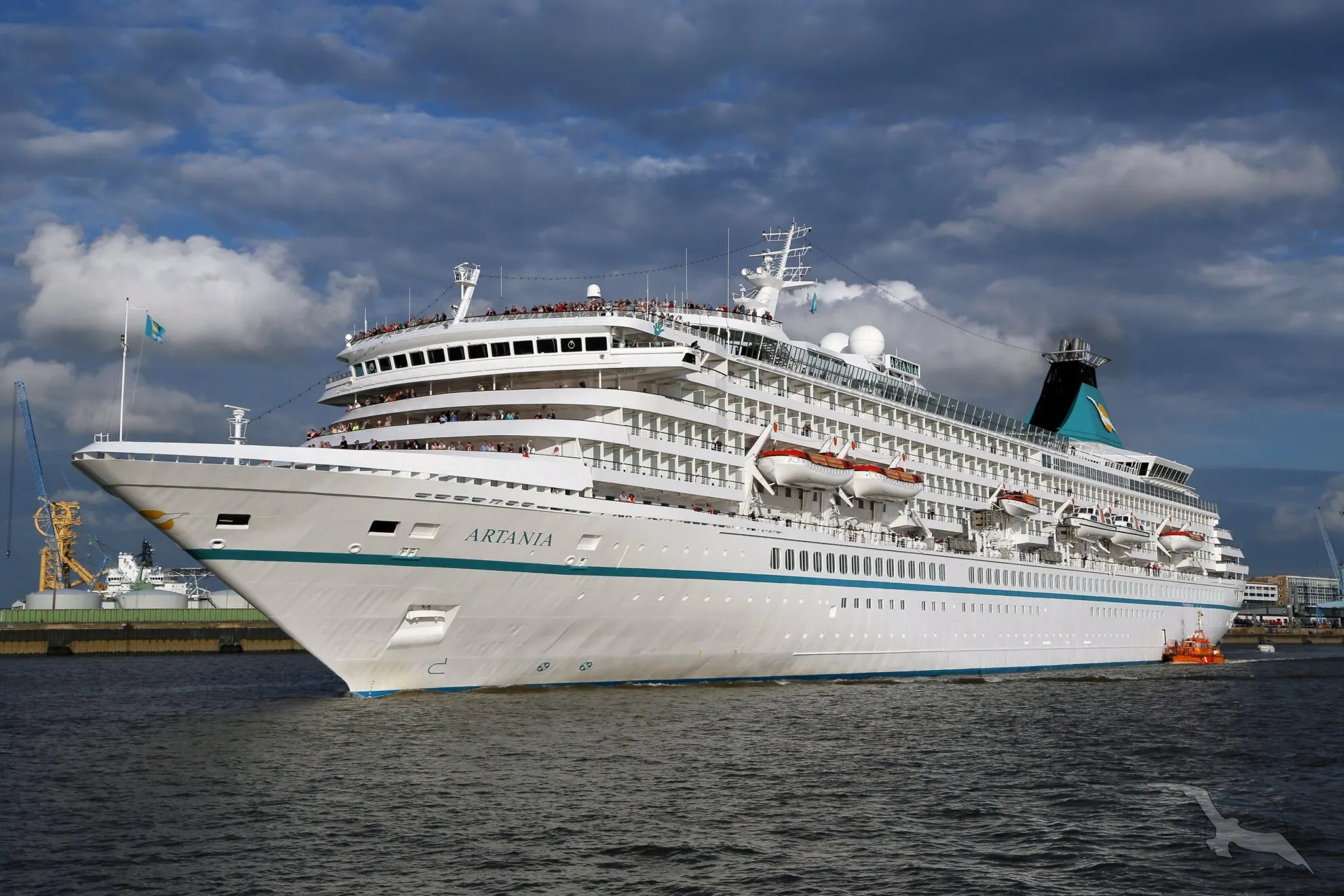 Schiffsbesichtigung vom Sofa aus - bequem und unterhaltsam