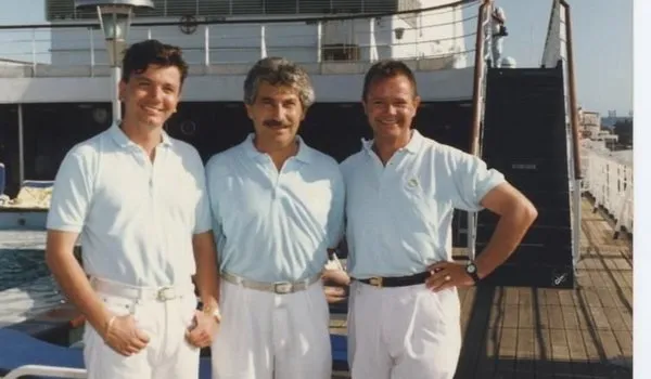 phx_cds-90er_cruisedirektoren_jung_info-jpg_detail