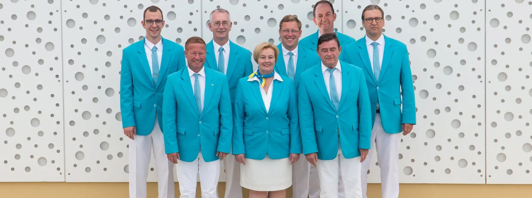 phx_krainz_flottentreffen2019_crew_kreuzfahrtdirektoren_cd_spiegel_gleiss_gruschka_bzdega_winkler_schaedel_hofer_rippel_rs20673_img_4279-neu-jpg_desktop