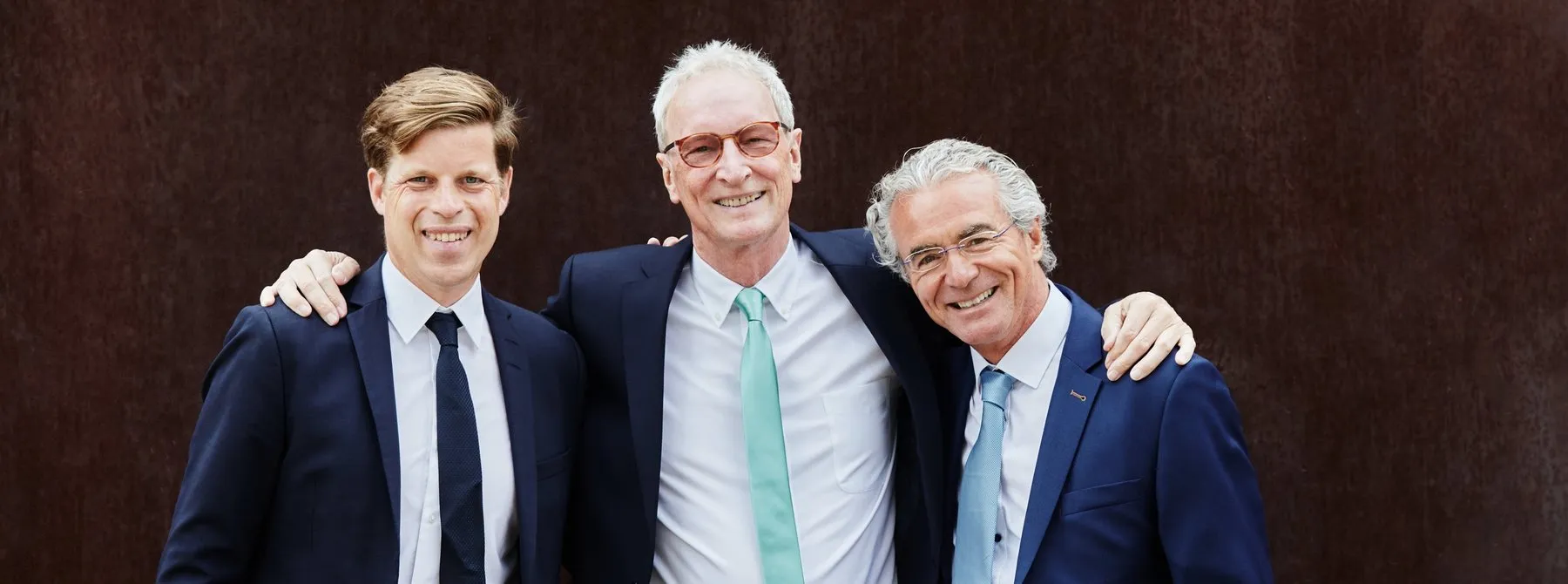 phx_shooting_jens_pussel_2022_mitarbeiter_gl_benjamin_hans_joerg_1r1a2383_1-jpg_desktop-311-1569642-1